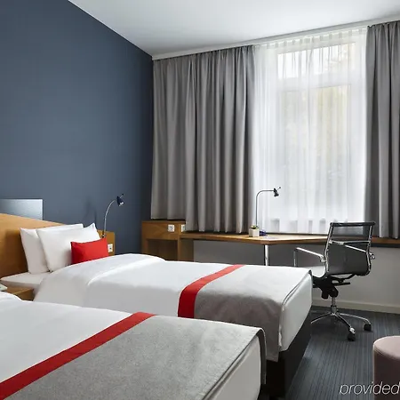 Express Muelheim By Ihg 酒店 3*
