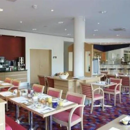 酒店 Express Muelheim By Ihg