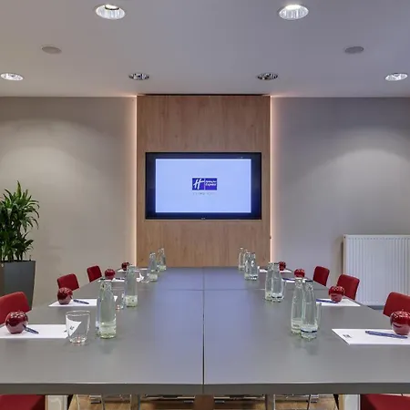 Express Muelheim By Ihg Otel Köln