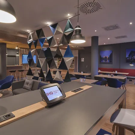 Express Muelheim By Ihg Szálloda 3*