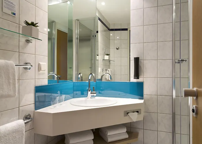 Hotel Express Muelheim By Ihg 3*