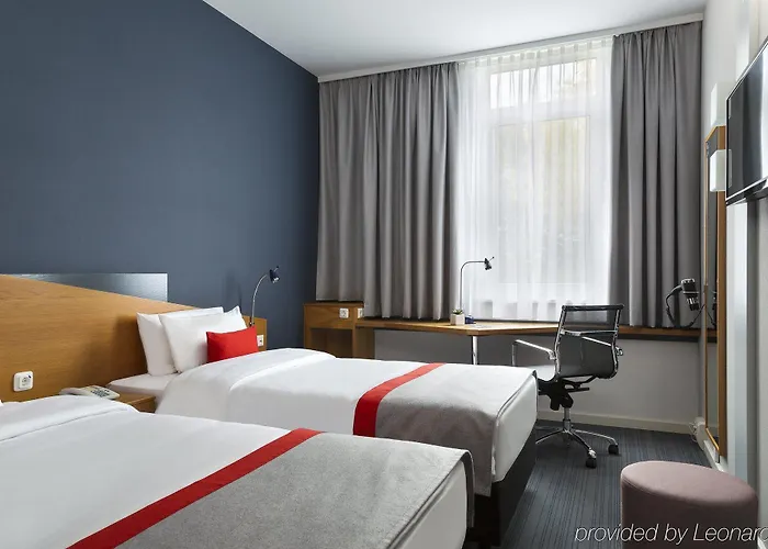 Express Muelheim By Ihg Hotel 3*