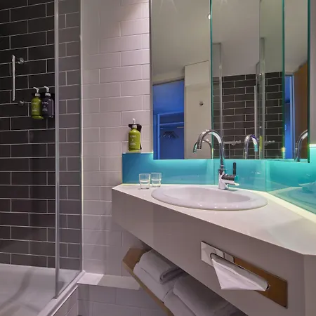 Express Muelheim By Ihg Cologne