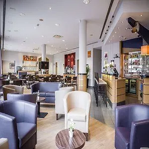 Express Muelheim By Ihg Hotel 3*