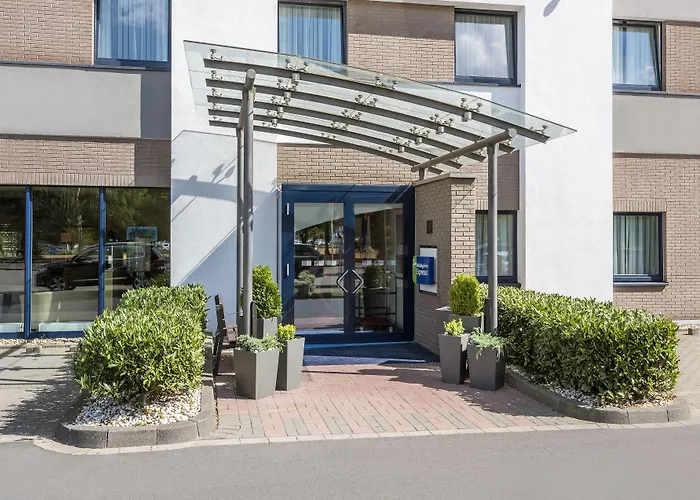 Express Muelheim By Ihg Отель