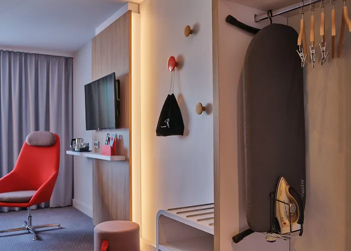 Express Muelheim By Ihg Отель Кёльн