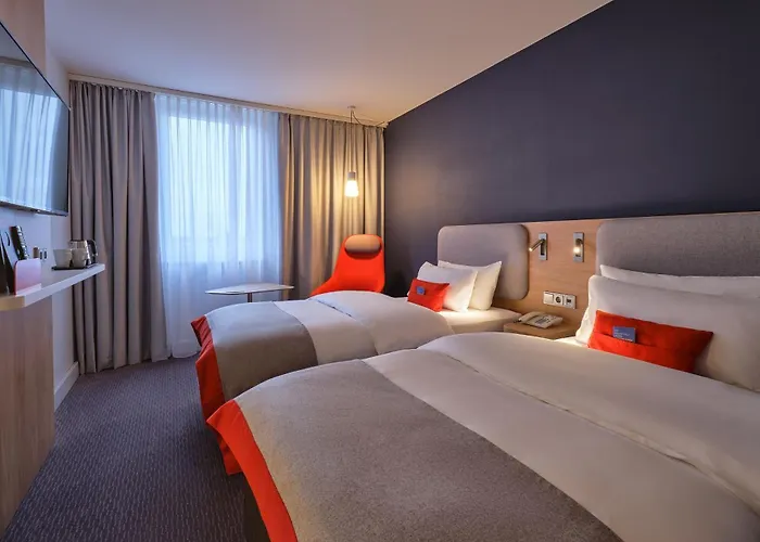 Express Muelheim By Ihg Отель 3*
