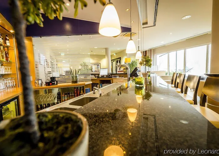 Express Muelheim By Ihg Отель 3*