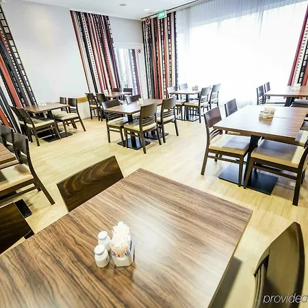 Express Muelheim By Ihg Kolonia