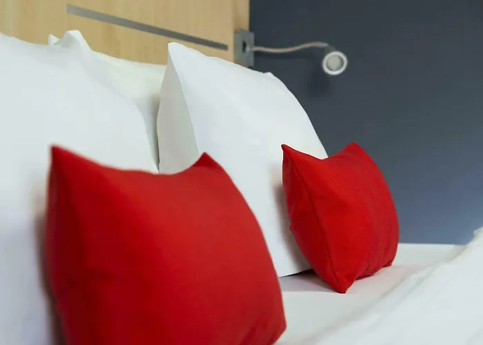 Hotel Express Muelheim By Ihg 3*