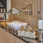 Express Muelheim By Ihg Hotel 3*
